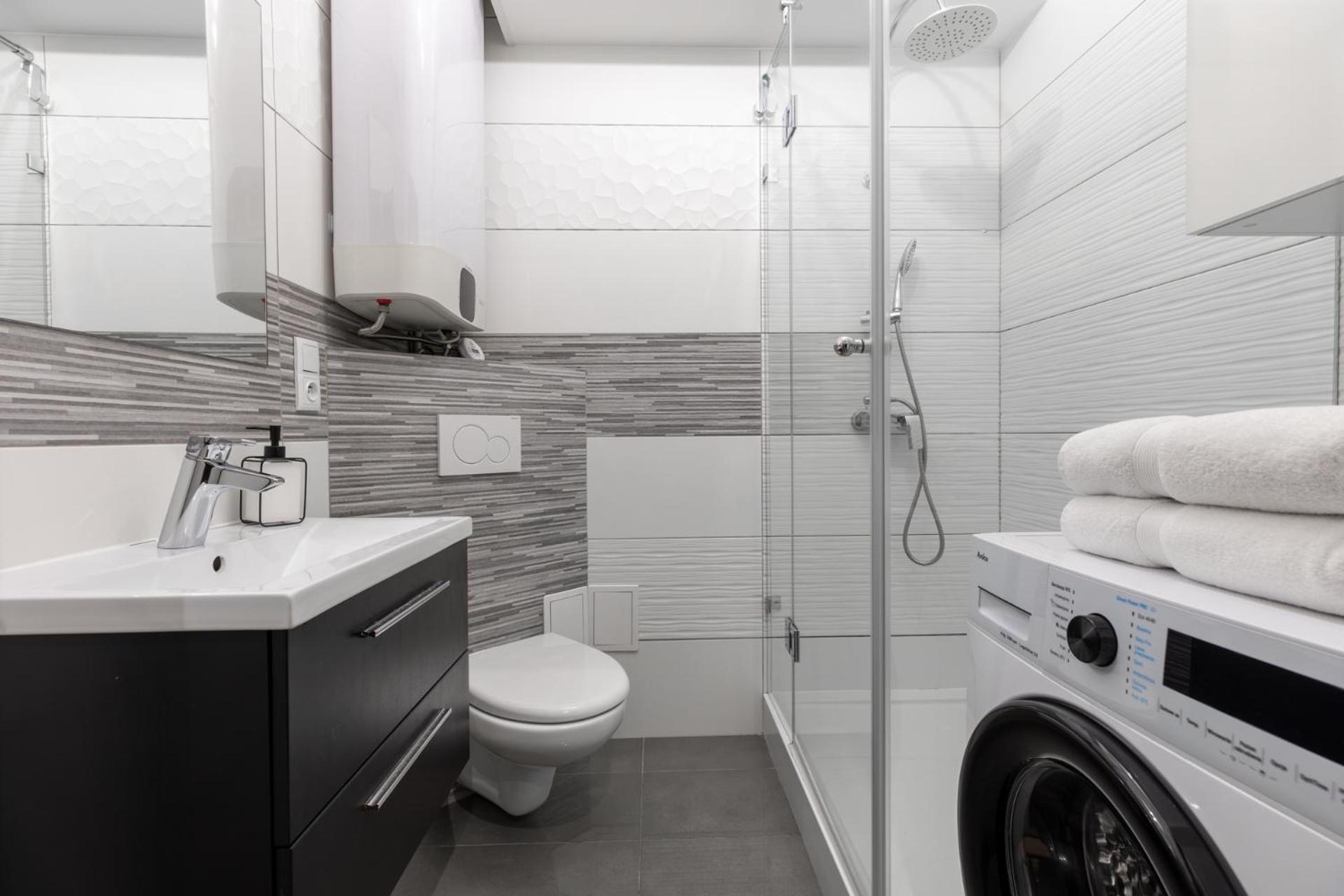 Apartamenty Premium, Faktura Vat, Zrodlowa Centrum Parter Ground Floor Parking Super Lokalizacja Two Bedrooms Kitchen 50 M2 Кельце Екстер'єр фото